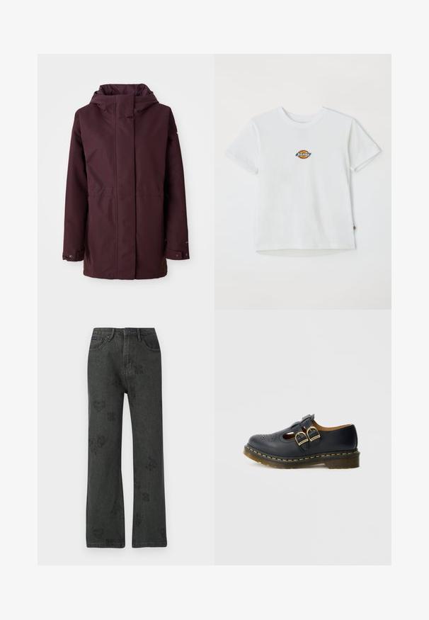 Bordeaux regnjakke med hætte, frontlynlås, to sidelommer og justerbare manchetter. Glat tekstur og minimalistisk design.; Hvid bomulds t-shirt med et rundt logo med flerfarvede accenter. Korte ærmer og rund halsudskæring, med et lille mærke ved kanten.; Sorte brede jeans med falmede blomster-, hjerte- og sommerfuglemønstre, frontknaplukning og fem lomme-design.; Sort lædersko med to remme og spænder, med perforerede detaljer, rundet tå og en gul syningsaccent rundt om sålen.