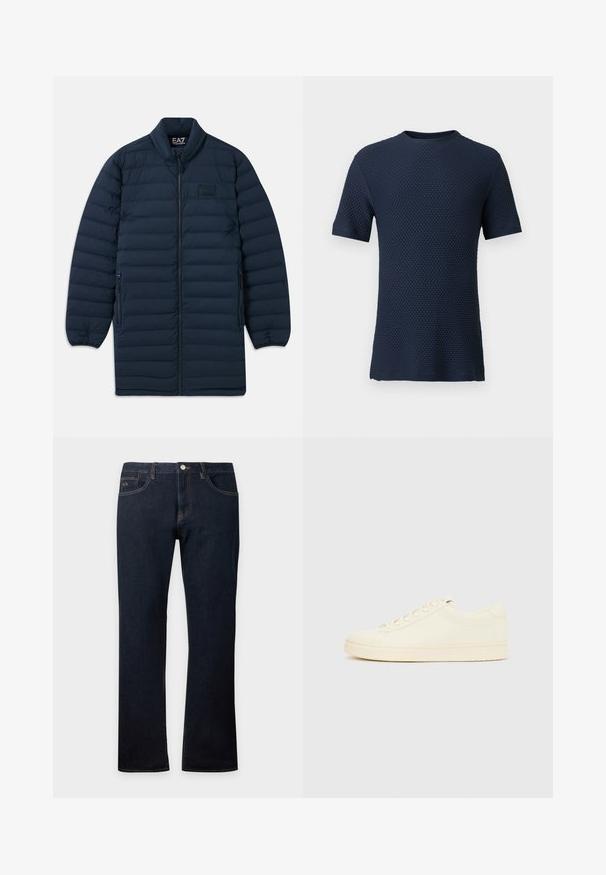 Marineblå lang pufferjakke med frontlynlås, ståkrave, lynlåsede sidelommer og subtilt EA7 Emporio Armani-logo på brystet.; Mørkeblå herre-T-shirt med korte ærmer i tekstureret strik og rund halsudskæring, vist på en ensfarvet baggrund.; Mørkeblå denimjeans med lige ben, for- og baglommer, synlige syninger og knaplukning i taljen.; Sneaker i cremefarve med en glat læderoverdel, rundet tå, snørelukning foran og en tekstureret gummisål. Minimalistisk design uden logoer.