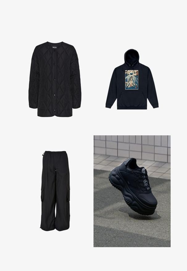 Schwarze gesteppte Jacke mit rundem Ausschnitt, vorderen Druckknopfverschlüssen und einem Rautenmuster. Kurze Ärmel und lockere Passform.; Schwarzer Hoodie mit einem zentralen Grafikdruck, der eine japanisch inspirierte Illustration einer Figur zwischen Wellen und Wolken zeigt. Kordeln an der Kapuze.; Schwarze Cargo-Hose mit weitem Bein, elastischem Bund, seitlichen Klappentaschen und verstellbaren Kordeln an Bund und Saum.; Schwarze klobige Sneakers mit einem Obermaterial aus glattem Leder, erhöhter Sohle mit wellenförmigen Mustern und Schnürsenkeln für einen sicheren Sitz. Branding auf der Zunge.