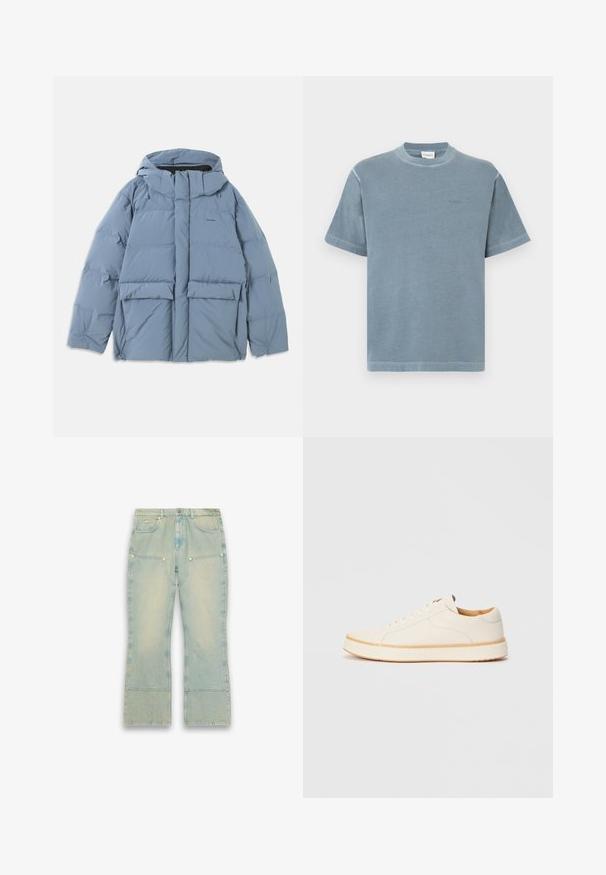 Lyseblå dunjakke med hætte, der har en frontlynlås, to store forreste lommer og en glat, quiltet tekstur.; Blå bomulds t-shirt med korte ærmer, rund halsudskæring og diskret logo-broderi. Blød tekstur med afslappet pasform og lige kant.; Lyseblå falmede denimjeans med vide ben, store frontlommer og standard bæltestropper på en hvid baggrund.; Hvide lædersneakers med rund tå, enkel snørelukning, polstret indersål og en kontrasterende tan gummisål. Glat tekstur hele vejen igennem.