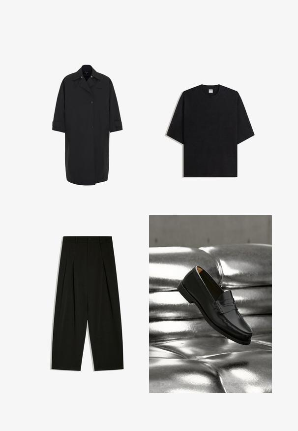 Langer schwarzer Mantel aus glattem, wasserabweisendem Material. Verfügt über ein doppelreihiges Design, große Taschen und umgeschlagene Säume.; Schwarzes, übergroßes T-Shirt mit Rundhalsausschnitt und kurzen Ärmeln, flach auf weißem Hintergrund liegend, Bershka-Etikett im Kragen sichtbar.; Schwarze, weit geschnittene Hose mit Falten, Gürtelschlaufen und Knopfverschluss in der Taille.; Schwarzer Lederloafer, der über einem glänzenden silberfarbenen, gesteppte Ledersofa in einer minimalistischen Umgebung schwebt.
