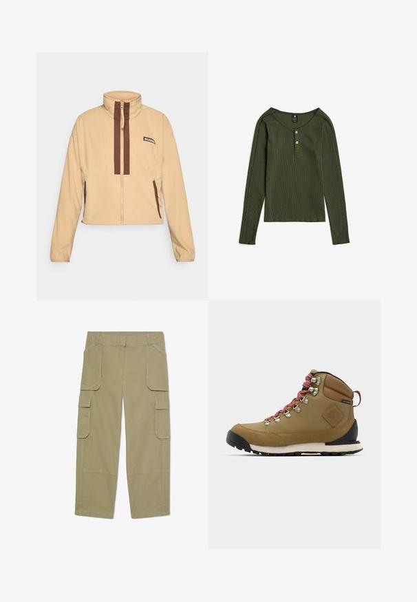 Beige Fleecejacke mit hohem Kragen, ausgestattet mit braunen vertikalen Streifen und einem Reißverschluss, abgerundet mit seitlichen Taschen und einem Logopatch.; Olivegrünes Langarm-Ripphemd mit rundem Ausschnitt und Zwei-Knopf-Leiste in der vorderen Mitte.; Khakifarbene Cargohose mit mehreren Klappentaschen vorne und an den Seiten, geradem Bein und Gürtelschlaufen in der Taille.; Braune Wanderstiefel mit roten Schnürsenkeln, Metallschlaufen, Lederakzenten und einer Gummisohle. Besitzt eine abgerundete Zehenpartie und einen gepolsterten Schaft.