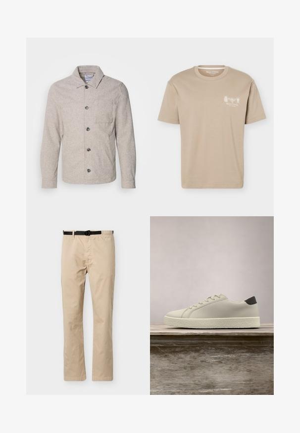 Lindbergh Leichte Jacke - dark sand melange; Beiges T-Shirt mit kurzen Ärmeln und rundem Ausschnitt, mit kleinen Insektengrafiken und „Marc O'Polo“-Logo auf der linken Brust.; Beige Hose mit geradem Bein, schwarzem verstellbarem Gürtel, elastischem Bund auf einer Seite und vorderen Nahtdetails.; Weißer Sneaker mit strukturierter Sohle und schwarzem Absatzdetail, schwebend über einer Holzbank mit hohem grünem Gras im Hintergrund.