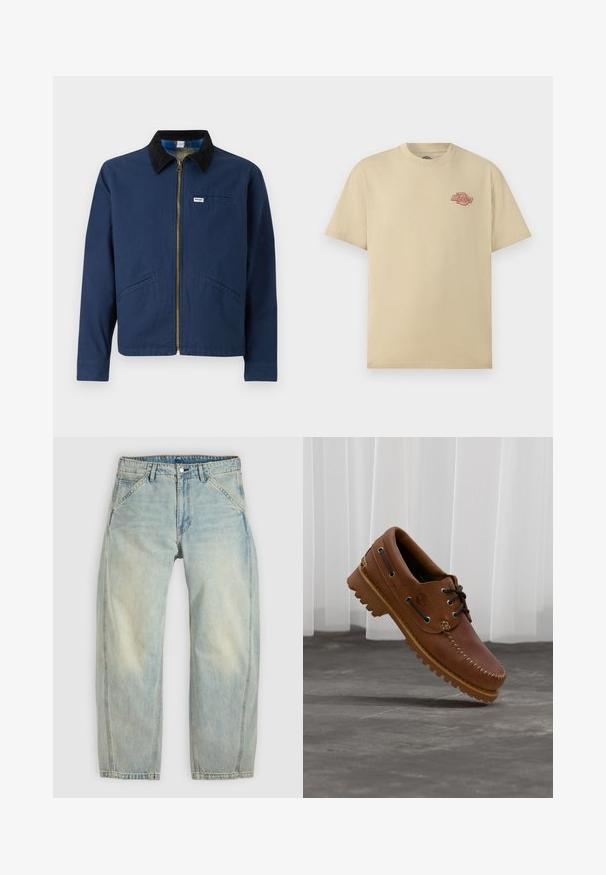 Chaqueta azul marino con cuello de pana, cremallera frontal, dos bolsillos laterales y una pequeña etiqueta de la marca en el pecho. Textura de tela de algodón.; Camiseta beige de manga corta y cuello redondo con pequeño logo rojo de "Dickies" en el pecho izquierdo.; Vaqueros de pierna ancha en azul claro hechos de denim. Cuentan con cinco bolsillos, cierre de botón y zonas desgastadas para un aspecto envejecido.; Zapato náutico de cuero marrón con cordones negros, costuras beige y una suela resistente, suspendido sobre un suelo de hormigón gris.