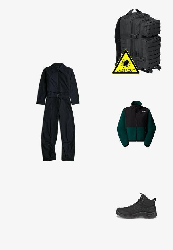 Fleecejack met een donkergroene en zwarte kleurstelling, hoge kraag, voorrits en zijrits zakken. Beschikt over een textuurstof en logo-detail.; Zwarte jumpsuit met lange mouwen en kraag, ritssluiting aan de voorkant, verstelbare riem in de taille en ritsen nabij de onderkant van brede pijpen op een witte achtergrond.; Zwarte wandelschoenen met een textiele bovenkant, versterkte veterogen en een gewatteerde kraag. Voorzien van een dikke rubberen zool en zijaccenten.; Brandit BIG COOPER - Rugzak - black