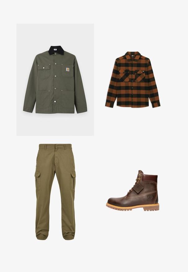 Grøn lærredsjakke med sort krave, fire forlommer, lukning med trykknapper og et lille Carhartt-logo på brystlommen.; Langærmet skjorte i orange og sort ternet mønster, lavet af et tekstureret stof. Har to brystlommer og knaplukning foran.; Grønne cargo bukser med lige pasform, lavet af bomuld, med sidelommer og knaplukning for funktionalitet. Glat tekstur, afslappet design.; Brun læder ankelstøvle med rund tå, solid sål, hardware i guldtone og en tekstureret overdel. Inkluderer et logo-tagfæstet.