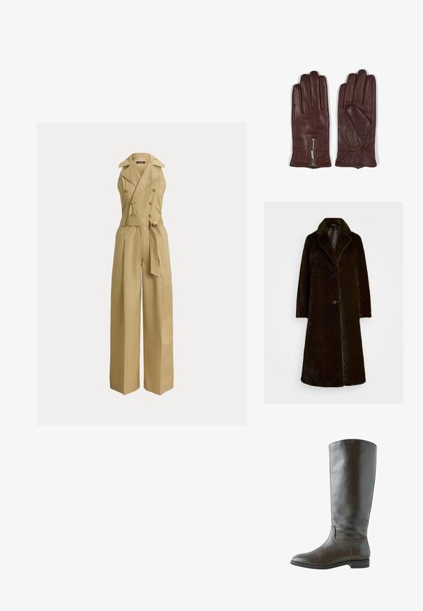 Faux fur frakke i mørkebrun med klippet krave, enkelt knaplukning og lange ærmer. Blød tekstur med en glat foering.; Beige buksedragt med vide ben, dobbeltspændt design, store revers og bælte i taljen. Fremstillet af et glat, struktureret stof.; Høj brun læderstøvle med lav hæl, rundet tå og enkelt syning langs anklen og sålens kanter.; Brune læderhandsker med en glat tekstur, fem-finger design og en lynlåsdetalje ved håndleddet med samlet stofdetalje.