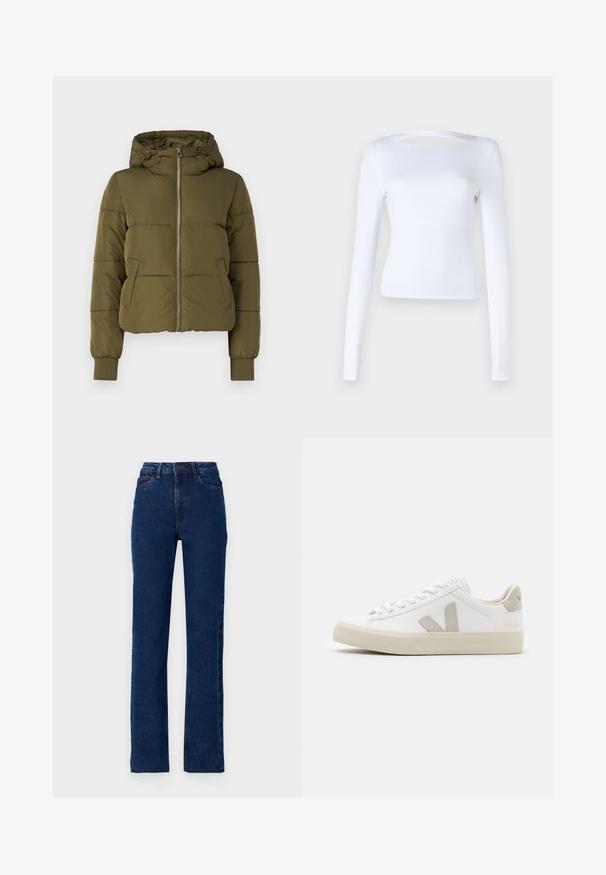 Olivgrüne gepolsterte Jacke mit Kapuze, Frontreißverschluss und seitlichen Taschen. Verfügt über gerippte Bündchen und ein verkürztes Design mit horizontalen Nähten.; Weißes Langarmtop mit quadratischem Ausschnitt und Ausschnittdetails auf der Rückseite. Hergestellt aus einem glatten, dehnbaren Stoff. Enganliegendes Design.; Hoch geschnittene dunkelblaue Jeans aus Denim mit geradem Bein, fünf Taschen und kontrastierender Naht entlang der Nähte.; Weiße Sneaker aus Leder mit grauen V-Logo-Akzenten, strukturiertem Gummiabsatz, weißen Schnürsenkeln sowie gepolstertem Zungen- und Knöchelbereich.