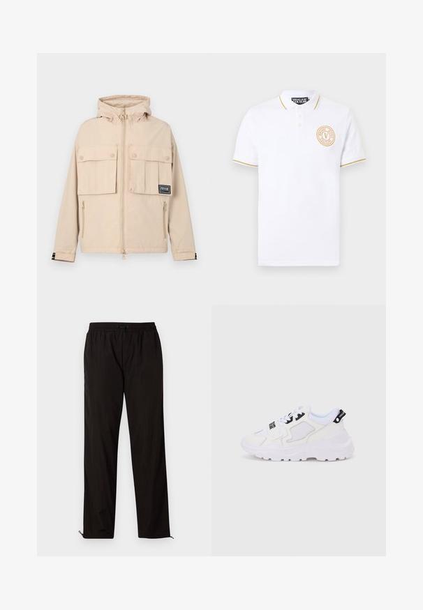 Beige Kapuzenjacke mit zwei vorderen Taschen mit Klappen und einer seitlichen Reißverschlusstasche, versehen mit einem schwarzen Logo-Patch und einem glatten, wasserabweisenden Stoff.; Weißes Polohemd mit kurzen Ärmeln und goldenen Besätzen an Kragen und Ärmeln, mit einem goldenen Versace Jeans Couture Logo auf der Brust.; Schwarze leichte Hose mit elastischem Bund, Kordelzugverschluss und Reißverschluss am Saum für eine verstellbare Passform. Glatte, elegante Textur.; Weiße Sportsneaker mit klobiger Sohle, Obermaterial aus Mesh und Synthetik, schwarzen Akzentdetails und Schnürsenkeln. Strukturierte Gestaltung und Logo an der Ferse.