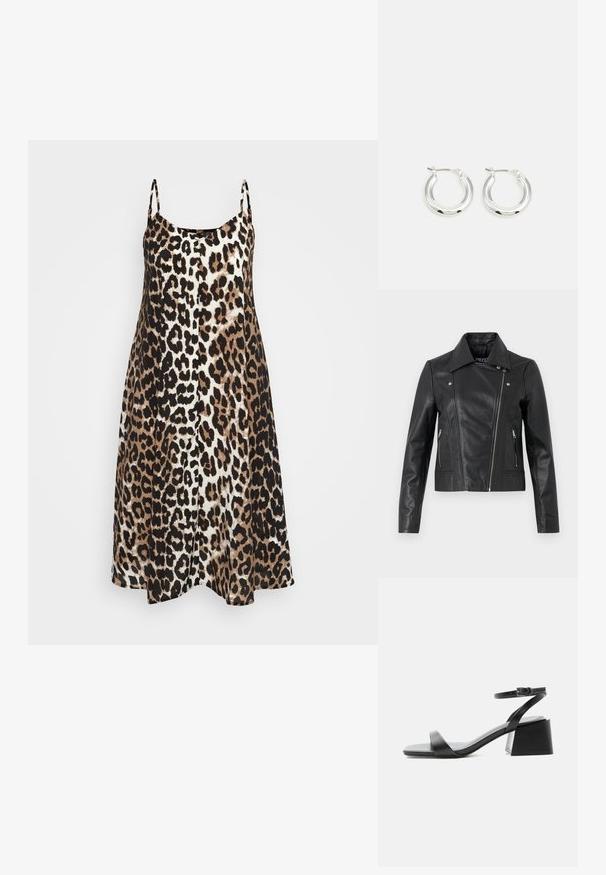 Sort læder cropped jakke med krave, tætsiddende design, syninger og lynlåse ved manchetterne. Glat tekstur, klassisk motorcykelstil.; Leopardmønstret kjole med tynde stropper, A-line silhuet og en blanding af beige, brune og sorte farver. Blødt stof med en glat tekstur.; Sort læder sandal med åben tå, blokhæl, tynd ankestrold og spænde lukning, vist fra siden på hvid baggrund.; Sølv hoop-øreringe med en poleret finish, der har en cirkulær form og en hængslet lukning. Glat tekstur med minimal detaljering.