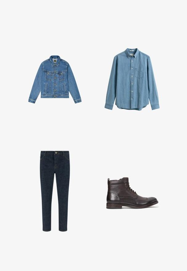 Denim jacket met een lichtblauwe wassing, klassieke snit, gespitse kraag, gouden knoopsluiting en twee borstzakken met decoratieve naden.; Lichtblauw denim overhemd met lange mouwen, een borstzak, een geknoopte kraag en witte knopen.; Donkerblauwe slim-fit spijkerbroek met voorzakken, broekriemlussen en een metalen knoopsluiting in de taille.; Donkerbruine leren enkelboot met wingtip-design, ronde neus, subtiele brogue-details, metalen veterogen en platte hak. Voorzien van een trekflap.