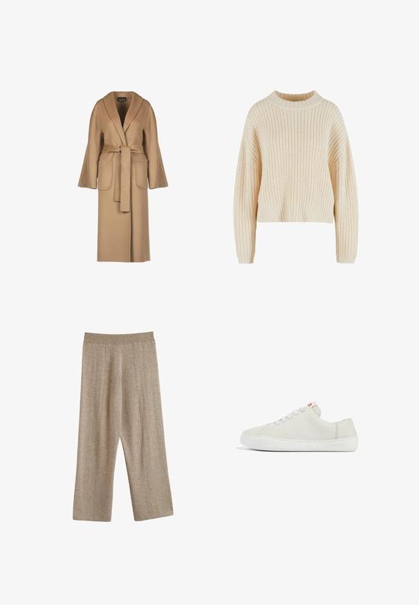 Beige, lange wollen jas met een ceintuur in de taille, wijde mouwen, grote zakken en een sjawlboord. Gladde textuur met een eenvoudig ontwerp.; Crèmekleurige gebreide trui met een hoge geribde kraag, brede mouwen en een textuurpatroon over het gehele kledingstuk. Verkorte stijl met een geribde zoom.; Beige gebreide broek met wijde pijpen, elastische tailleband en verticale naaddetails aan de voorkant van elk been.; Witte leren sneaker met een lage profiel, ronde neus, platte vetersluiting en witte rubberen zool. Bevat subtiele stiksels en een klein logo.