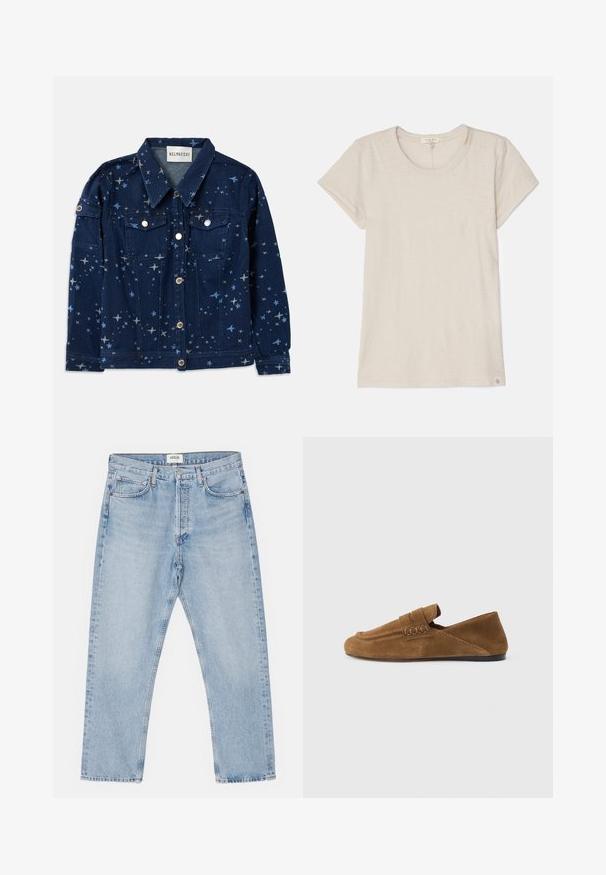Veste en jean bleu foncé avec un imprimé à motifs d'étoiles. Elle dispose de deux poches poitrine, d'une fermeture à boutons et d'un col classique.; T-shirt beige clair à manches courtes en tissu doux, avec un col rond et une petite étiquette logo en bas à gauche.; Jean en denim bleu clair avec une coupe droite classique, cinq poches et un devant boutonné, présentant un léger délavage et une texture robuste.; Mocassin en daim marron avec une semelle noire plate, des coutures apparentes détaillées et une bride sur le dessus, présenté de profil sur un fond gris clair.