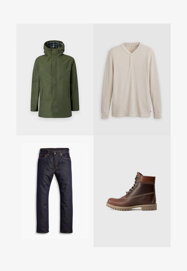 Veste imperméable vert olive avec capuche, doublure intérieure à carreaux, poches latérales et boutons décoratifs sur le devant.; T-shirt henley à manches longues en tissu côtelé beige clair, avec un col en V, une patte de boutonnage à trois boutons et des manches à poignets. Étiquette logo rouge à l'ourlet.; Jeans en denim bleu foncé à jambe droite avec cinq poches et des coutures en contraste orange, posés à plat sur un fond blanc.; Bottine en cuir marron à lacets, avec un col rembourré, des coutures contrastées et une semelle robuste, vue de l'extérieur sur un fond blanc.