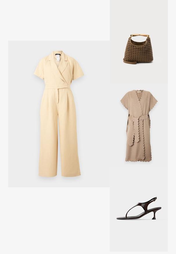 Robe portefeuille beige mi-genou avec bords festonnés, manches courtes et ceinture assortie à bords festonnés nouée à la taille.; Combinaison beige à manches courtes avec jambes larges, col en V style portefeuille et taille cintrée, réalisée dans un tissu léger.; Sandale slingback en cuir verni marron foncé avec petit talon et bride entre les orteils sur fond blanc.; Sac à main en cuir tressé marron avec une poignée supérieure dorée courbée et une bandoulière amovible sur fond uni.