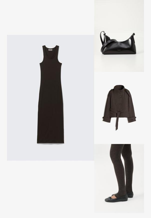 Brun cropped trenchcoat med høj krave, dobbeltknappet lukning, bælte i taljen og knapper ved ærmerne. Glat stof med minimal tekstur.; Sort ærmeløs maxikjole med rund halsudskæring og lige pasform, lagt fladt på en lys baggrund, med mærket WEEKDAY indeni kraven.; Ben iført mørke ribbede leggings kombineret med sorte balletsko med små sløjfedetaljer på hvid baggrund.; Sort læderhåndtaske med en glat tekstur. Har en justerbar stropp og et enkelt, minimalistisk design med lynlås.