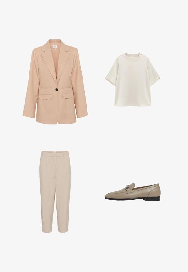 Gestuz MANU - Kurzmantel - rose dust; Schlichtes hellbeiges T-Shirt mit kurzen Ärmeln und Rundhalsausschnitt, mit lockerer Passform, flach auf weißem Hintergrund präsentiert.; Beige cropped Hosen mit glatter Textur, vorderen Falten, zwei seitlichen Taschen und einem Bund. Gerades Bein-Design mit maßgeschneiderter Verarbeitung.; Beiger Lederloafer mit silberfarbenem Akzent, runder Spitze und flacher Sohle. Elegantes Design mit Stickdetails.