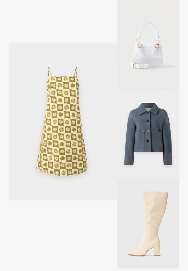Blauw-grijs getextureerde wollen jack met een brede kraag, sluiting met knopen aan de voorkant en twee grote opgestikte zakken, gepresenteerd op een witte achtergrond.; Mouwloze jurk tot op de knie met een geruit patroon in olijfgroen en beige, met zonvormen en de tekst "Santa Cruz".; Crèmekleurige kniehoge laars met blokhak en een gladde afwerking, weergegeven in zijprofiel op een effen achtergrond.; Witte gestructureerde handtas met een bovenhandvat, twee goudkleurige gespen aan de voorkant en een afneembare verstelbare schouderriem.
