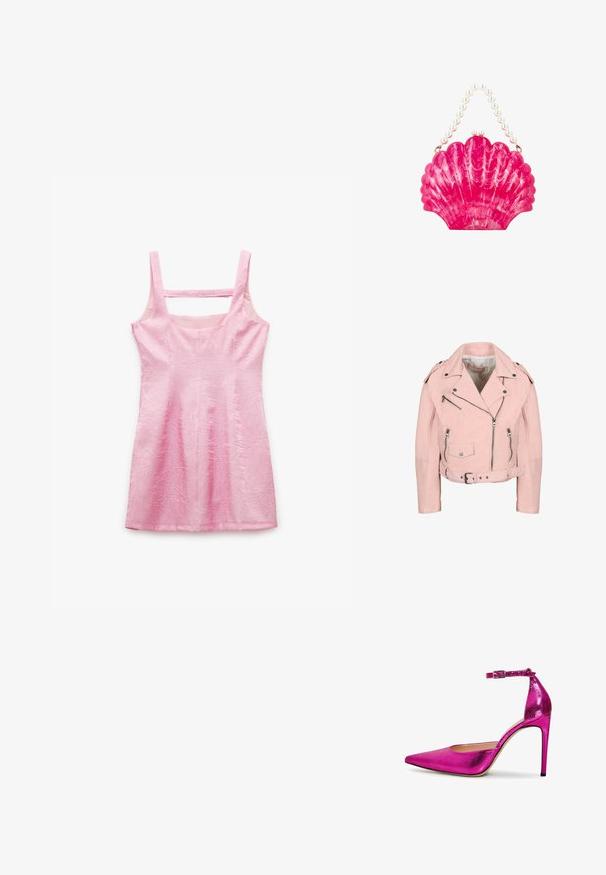 Chaqueta biker corta de color rosa claro con cremalleras plateadas, botones de presión, cinturón en la cintura y hombreras.; Vestido sin mangas de color rosa con una tela texturizada, escote recto y corte cuadrado en la espalda. Presenta una silueta ajustada y un dobladillo a la altura de la rodilla.; Zapato de tacón alto metálico rosa con punta afilada, correa en el tobillo y superficie texturizada. Presenta un tacón stiletto delgado y un interior suave.; Bolso brillante color rosa con forma de concha, con un patrón marmoleado y un asa hecha de grandes perlas blancas.
