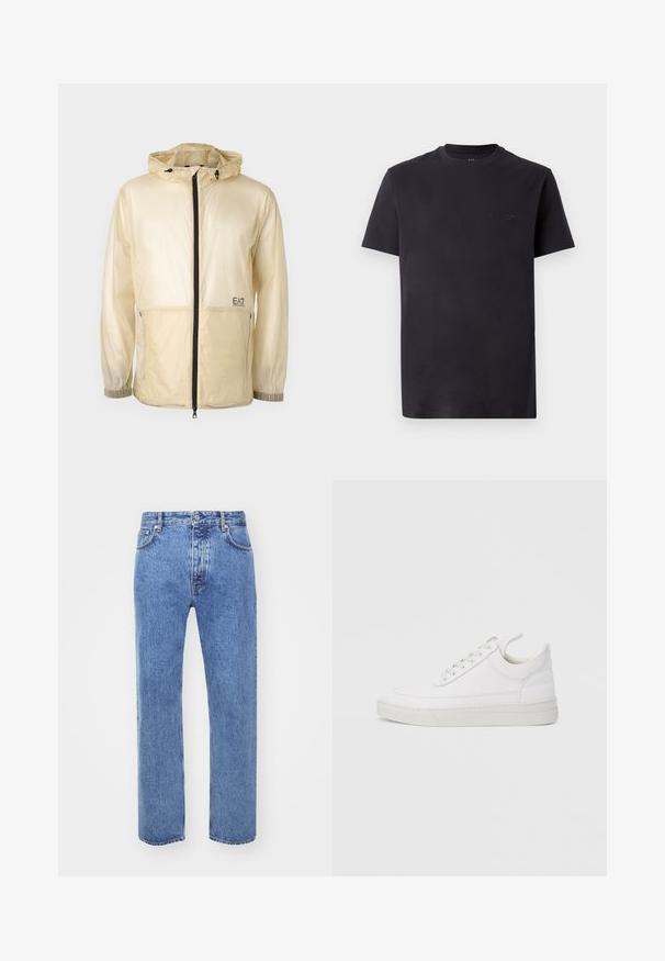 Leichte beige Windbreaker-Jacke mit Kapuze, ausgestattet mit einem durchgehenden Reißverschluss, elastischen Bündchen und einem gestickten Logo auf der linken Seite.; Schwarzes Baumwoll-T-Shirt mit Rundhalsausschnitt, kurzen Ärmeln und geprägtem Logodetail auf der Brust. Glatte Textur, lockere Passform.; Won Hundred STEVE - Jeans Relaxed Fit - cut blue; Weißer Ledersneaker mit abgerundetem Zehenbereich, flacher Sohle und Schnürverschluss. Verfügt über Nahtdetails und einen gepolsterten Kragen für zusätzlichen Komfort.