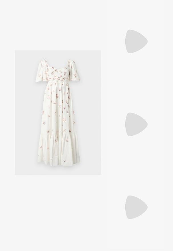 Valkoinen midimittainen mekko, jossa liehuvat hihat, vartalonmyötäinen yläosa ja pieni vaaleanpunainen kukkakuosi, kokoontaitettu kerroksellinen hame.; Lauren Ralph Lauren LOGAN BURNISHED LEATHER SANDAL - Sandaalit nilkkaremmillä - black; Valkoinen poimutettu clutch-laukku, jossa on näyttävä nauhatyyny ja kultaketjuolkaimi. Pehmeä pinta, jossa on rypytetty muotoilu edessä.; Kultaiset roikkuvat korvakorut, joissa pystysuoria rivejä pieniä kristalleja, lehtimuotoisia koristeita ja roikkuvia pyöreitä valkoisia helmiä.