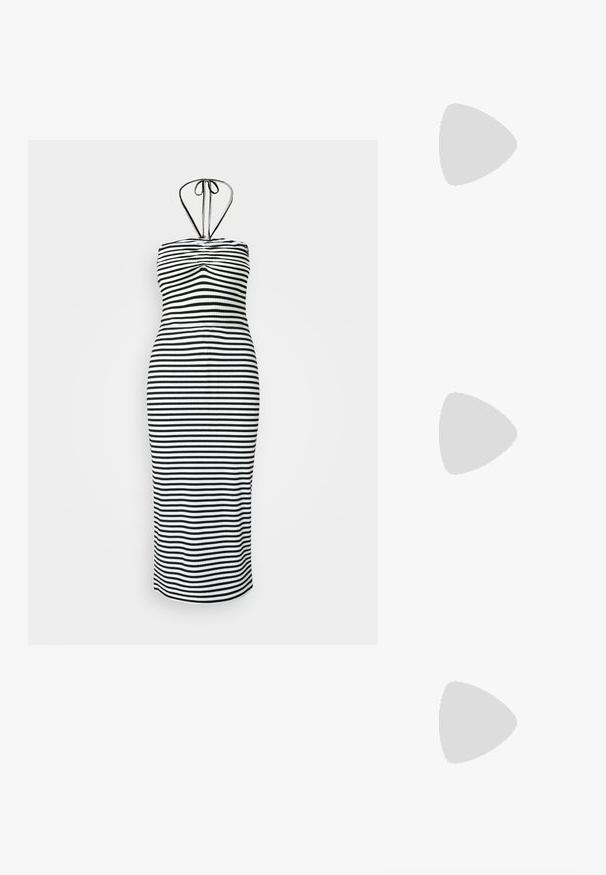 Sort og hvid stribet, ribbet midi kjole med tætsiddende liv og halterneck. Har en knaplukning og lige skæring i kanten.; Sort sklidesandal med bred rem, justerbart spænde, flad sål og glat mat tekstur. Enkel design uden ekstra mønstre.; Even&Odd Solbriller - black; Sort blød stofhåndtaske med samlet top og afrundede håndtag knyttet ved bunden mod en ensartet lys baggrund.