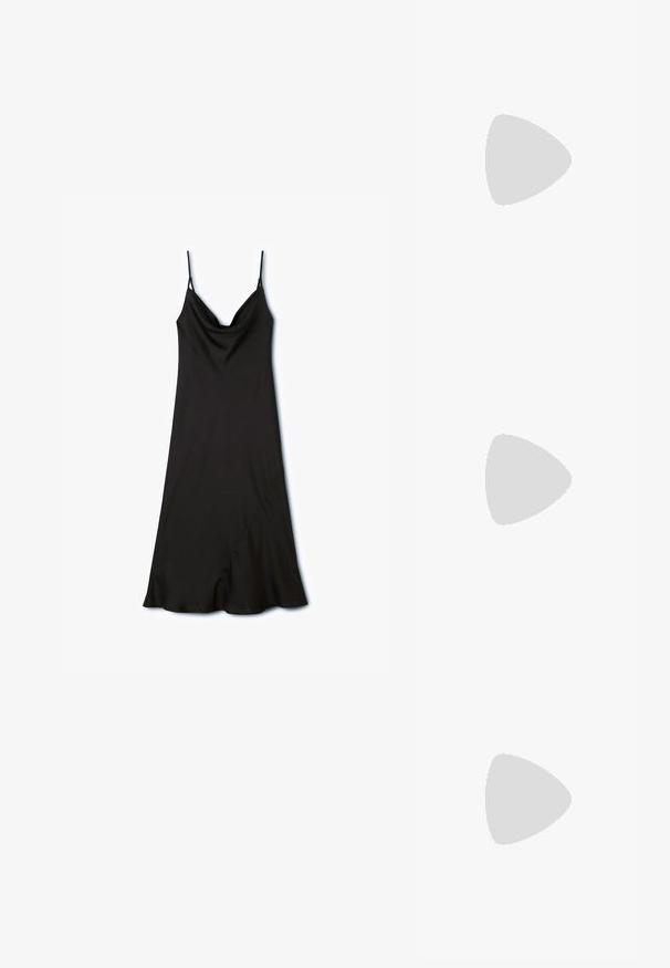 Zwarte slipdress met verstelbare spaghetti-bandjes, een cowl-halslijn en een asymmetrische zoom, gemaakt van soepel, lichtgewicht stof.; Zwarte leren hoge hak sandaal met een enkele band over de tenen, enkelband, gouden hardware en een slanke stiletto hak.; Zwarte clutchtas in envelopstijl met puntige klep en zichtbare stiksels op een witte achtergrond.; Gouden hangoorbellen met een clusterontwerp, versierd met ronde en druppelvormige heldere kristallen, die zich kenmerken door ingewikkelde details.