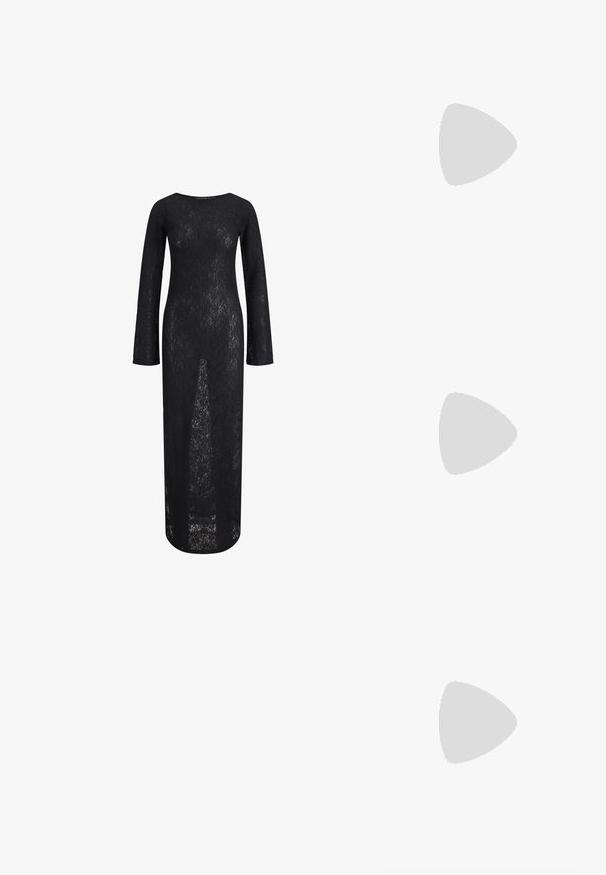 Zwarte kanten maxi-jurk met lange mouwen en een rechte silhoeët. Heeft een hoge halslijn en een bloemig kantpatroon, semi-doorzichtige textuur.; Zwarte gepatineerde leren slingback pump met een spitse neus, slanke hak en een enkelbandje. Beschikt over een uitsnijdontwerp aan de zijkant.; Kleine zwarte glanzende handtas met twee lange hengsels en zijkant trekkoord details op een effen lichte achtergrond.; Zilveren creool oorbellen met een gladde, reflecterende oppervlak. Ronde, grote vorm met een veilige sluiting aan de bovenkant. Gepolijste afwerking toont de glans.