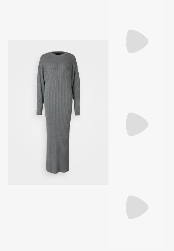 Hallgray ribidega kootud kleit, pikkade varrukatega, ümmargune kaelus, keha külge klappiv siluett, midi pikkus, tekstuuriga kangas, millel on vertikaalsed jooned.; Must must jalatsid mustast nahast, terava ninaga, stiilne siluett ja jäme ruudukujuline konts. Sile tekstuur, millel on minimaalsed õmblemise detailid.; Must have musta kotka, valmistatud siledast nahast, kaarekujulise siluetiga, millel on üks reguleeritav sang ja minimaliseeritud disainielemendid.; Hõbedased rõngastikkaehingad minimalistlikus disainis. Ümar kuju, sile tekstuur ja õhuke profiil. Kerged ning poleeritud viimistlusega.