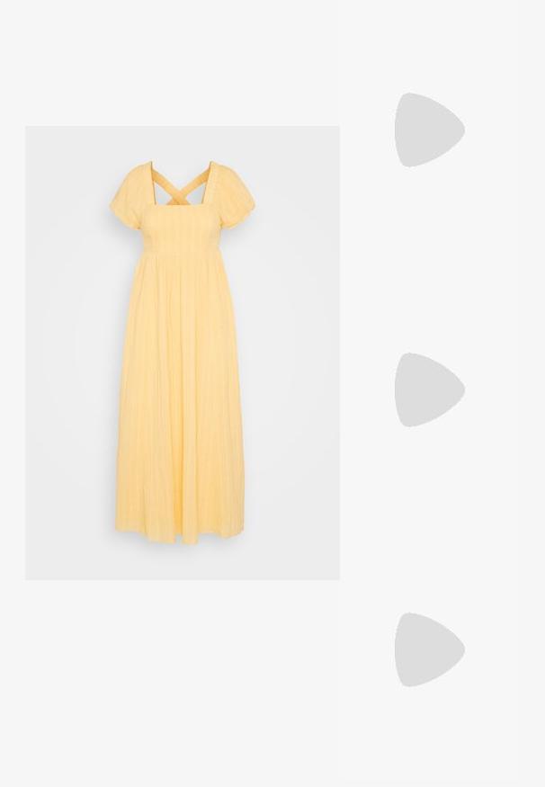 American Eagle EMPIRE BABYDOLL MIDI - Hverdagskjole - orange; Beige slidesandaler med to justerbare stropper og guldfarvede spænder. Korksål med en struktureret hvid gummisål.; Vævet stråtasker med en naturlig tekstur og en blød, organisk form, der har brune læderhåndtag for nem bæring.; Guldtonede hooop øreringe med en glat, rund form og en poleret finish. Har orange detaljer på bagsiden for sikker fastgørelse.