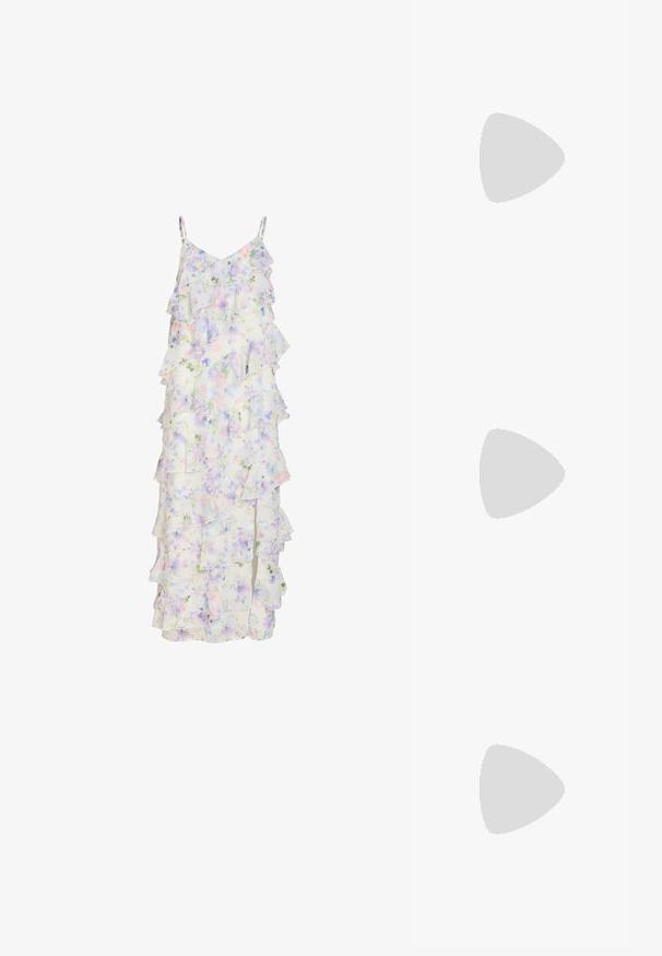 Λευκό μακρύ φόρεμα χωρίς μανίκια με παστέλ floral μοτίβο και στρωματοποιημένο υφασμάτινο βολάν.; Κρέμα σανδάλι με τετράγωνη φτέρνα και σχέδιο με περιστροφική ταινία, λεία υφή, ρυθμιζόμενη ταινία στον αστράγαλο και ανοιχτή μύτη.; Λευκή πλισέ τσάντα clutch με έντονη λεπτομέρεια σε φιόγκο και χρυσή αλυσίδα. Μαλακή υφή με συγκεντρωμένο σχέδιο στο μπροστινό μέρος.; Χρυσή αλυσίδα με κολιέ που διαθέτει έξι λευκά μαργαριτάρια και μία διακοσμητική κρυστάλλινη λεπτομέρεια, με απαλό, γυαλιστερό φινίρισμα.