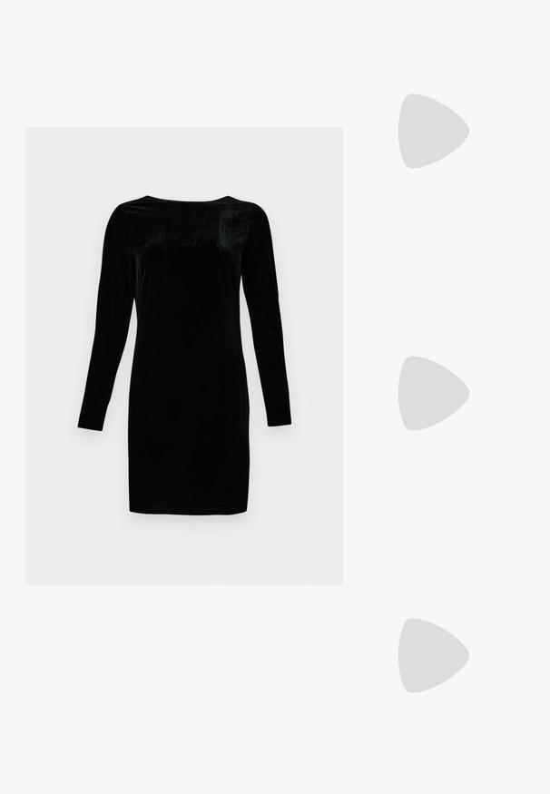 Schwarzes Samtkleid, lange Ärmel, runder Ausschnitt, figurbetontes Design, glatte Textur, knielang, keine sichtbaren Muster oder Verzierungen.; Schwarzer spitzer High Heel mit dünnen Knöchelriemen und silberner Schnalle auf einfachem hellem Hintergrund.; Kleine schwarze glänzende Handtasche mit zwei langen Griffen und seitlichen Kordelzug-Details vor einfachem hellem Hintergrund.; Silberne sternförmige Ohrringe mit einer polierten, glänzenden Oberfläche. Jeder Ohrring hat fünf Spitzen und dezente Oberflächentexturdetails.