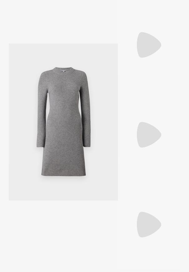 Object Mini Knitted - Robe pull - medium grey melange; Chaussures Mary Jane en cuir noir avec un embout en vernis, une sangle cheville réglable et un petit talon carré. Texture lisse et design élégant.; Sac hobo noir en cuir lisse avec une silhouette arrondie, doté d'une seule sangle ajustable et de détails de design minimalistes.; Paire de boucles d'oreilles créoles argentées brillantes avec fermoirs en fil fin, présentée sur un fond gris clair.