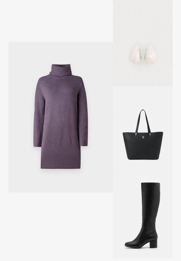 Paarse coltrui met lange, geribbelde mouwen en een zachte textuur. Rechte snit, minimale details en middelmatige dikte.; Knielange zwarte leren laarzen met een gladde textuur, ronde neus, zijpaneel en een chunky blokhak.; Zwarte leren totebag met gestructureerd oppervlak, zilverkleurige hardware en dubbele handvaten. Beschikt over een logo-accent op de voorkant en een open top ontwerp.; Zilveren metalen druppeloorbellen met een gladde, reflecterende oppervlakte en een druppelvorm, voorzien van een naadloos ontwerp en zonder zichtbare versieringen.