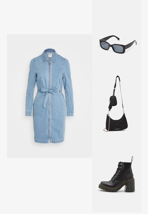 Jeanskleid in Hellblau mit einem Reißverschluss vorne, Kragen, langen Ärmeln und einem gebundenen Gürtel in der Taille sowie zwei vorderen Taschen.; Schwarze Lederstiefelette mit einem klobigen hohen Absatz, Schnürung vorne, metallischen Ösen und gelben Nähten entlang der Sohle. Strukturierten Gummiaußensohle.; Schwarze rechteckige Sonnenbrille mit dunkel getönten Gläsern, dickem Kunstrahmen und breiten Bügeln. Glatte Oberfläche und kantiges Design.; Schwarze Nylon-Umhängetasche mit geschwungener Form, silbernem Kettenakzent, abnehmbarem Mini-Pouch und verstellbarem Trageriemen; mit "Steve Madden"-Logo.