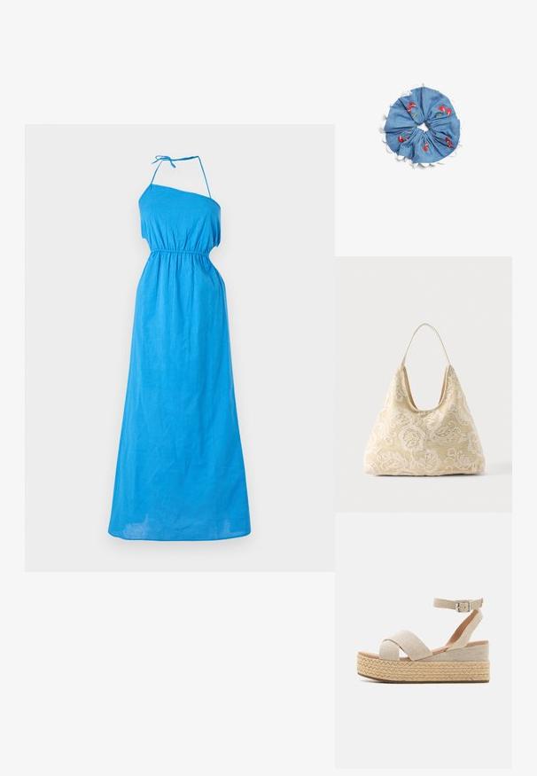 Robe maxi bleue à une épaule, fabriquée en tissu léger, avec une taille élastique et une lanière ajustable à l'épaule pour un meilleur ajustement.; Sandales plateforme espadrilles beiges avec une tige en textile tissé, des sangles croisées, une boucle à la cheville et une semelle en jute texturé.; Sac fourre-tout en tissu couleur crème avec motif crochet floral blanc et une seule fine bandoulière sur fond uni.; Chouchou en denim avec bordure festonnée blanche, présentant des motifs floraux brodés rouges et verts sur fond bleu.