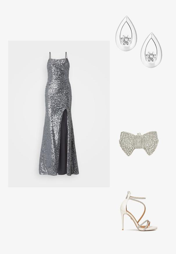 Vestido de noche plateado con lentejuelas, tirantes finos, corsé ajustado y abertura alta en el muslo. Forro negro suave por debajo.; Sandalia de tacón alto blanca con brillantes tiras plateadas, punta abierta y cierre de cremallera en la parte trasera. Textura suave, diseño elegante y tacón puntiagudo.; Clutch en tono plata con forma de lazo adornado con strass claros y un cierre de cristal en la parte superior.; Pendientes en forma de lágrima de plata con un cristal redondo y transparente en el centro, con un acabado pulido y un diseño abierto.