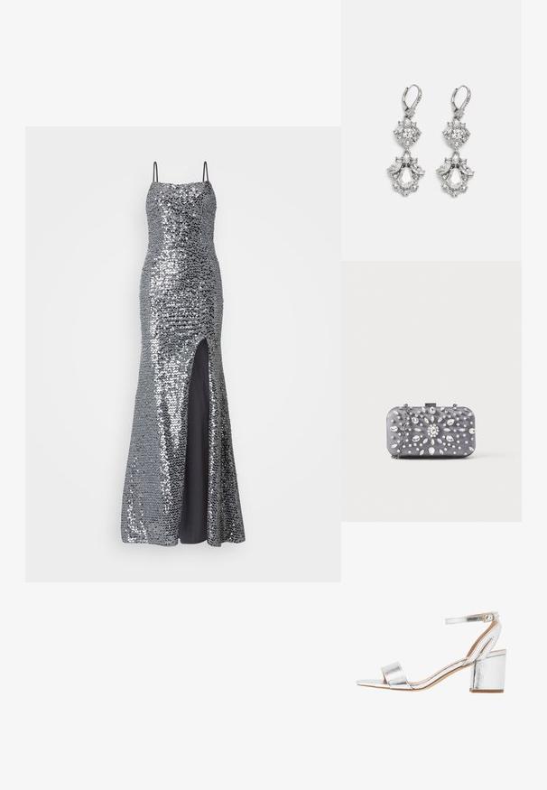 Robe de soirée en sequins argentés avec des bretelles spaghetti, corsage ajusté et fente haute sur la cuisse. Doublure noire lisse en dessous.; Sandale à talon en métal argenté avec une large bride sur l'avant, une bride à la cheville et un talon carré. Texture lisse avec une finition brillante et un design minimaliste.; Petit sac pochette rectangulaire gris foncé orné de strass clairs disposés en motif rayonnant, avec une bandoulière chaîne argentée.; Boucles d'oreilles en métal argenté ornées de plusieurs pierres précieuses en cristal transparent en forme de goutte et de marquise, avec des fermoirs à levier et des détails complexes.