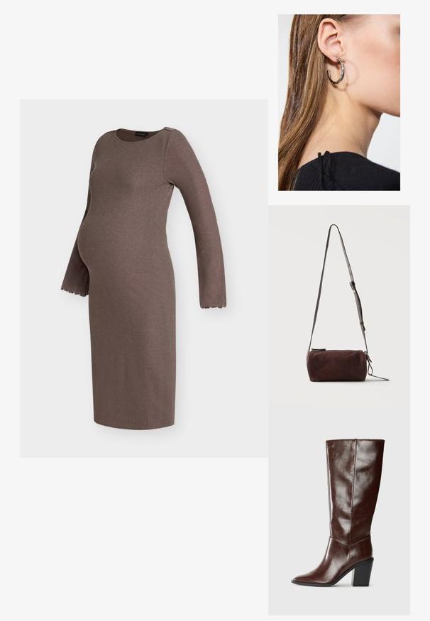 Robe de maternité marron à manches longues côtelées avec poignets festonnés et silhouette ajustée pour confort et style pendant la grossesse.; Botte haute en cuir marron foncé avec un bout pointu et un talon empilé, présentée de côté sur un fond uni.; Sac bandoulière cylindrique en daim marron foncé avec une fine sangle en cuir réglable et une fermeture éclair sur le dessus.; Boucle d'oreille en argent avec une finition polie, présentant de petits détails en or et de forme ronde, portée sur le lobe.