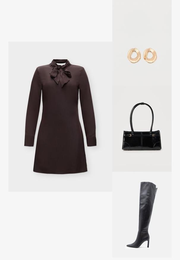 Robe marron foncé à manches longues avec un col noué en nœud papillon et une silhouette droite et simple sur un fond uni.; Botte noire en cuir montant jusqu'à mi-cuisse, avec bout pointu et talon aiguille, vue de profil vers la gauche sur fond blanc.; Sac à main rectangulaire noir brillant avec deux fines bretelles et petits détails de boucles dorées à l'avant.; Paired boucles d'oreilles en métal doré poli de forme irrégulière avec un centre ouvert sur un fond blanc uni.
