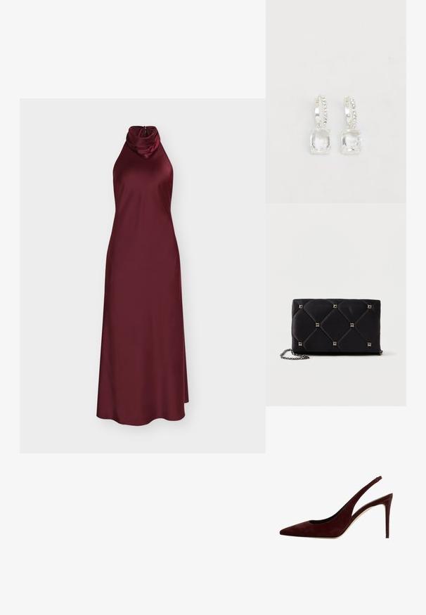 Vestido Marlowe de satén burdeos con cuello drapeado, diseño sin mangas y silueta fluida, con textura suave y corte hasta el suelo.; Zapato de tacón slingback de ante rojo oscuro con punta afilada y tacón de aguja, vista lateral sobre un fondo blanco.; Clutch de satén negro acolchado con tachuelas piramidales plateadas, correa de cadena, forma rectangular y textura suave. Dimensiones de 10 cm x 18 cm x 4 cm.; Pendientes de gota de cristal con piedras cuadradas transparentes, metal en tono plateado y pequeños acentos redondos a lo largo del aro. Acabado pulido, detalles intrincados.
