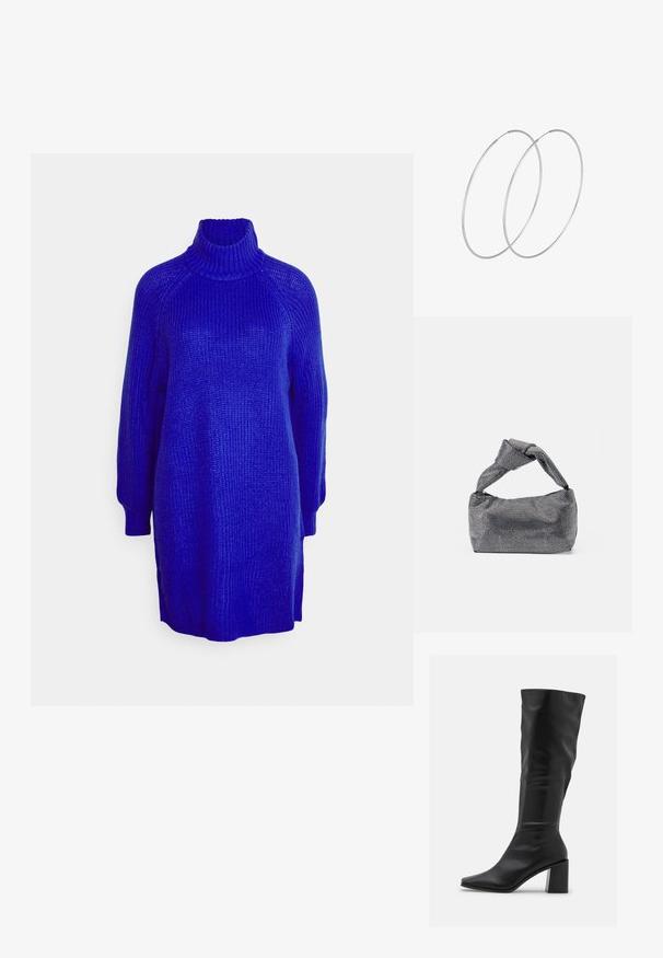 Gehaakte coltrui in levendig blauw, met een relaxte pasvorm, ribbelstructuur en zijsplitten voor comfort.; RAID BLICK - Laarzen - black; Zwarte en zilveren handtas met een gestructureerd oppervlak dat een diamanten patroon vertoont, een geknoopt handvat en een gestructureerde vorm.; Zilveren hoepel oorbellen met een minimalistisch ontwerp. Cirkelvormig, gladde textuur en dun profiel. Lichtgewicht met een gepolijste afwerking.