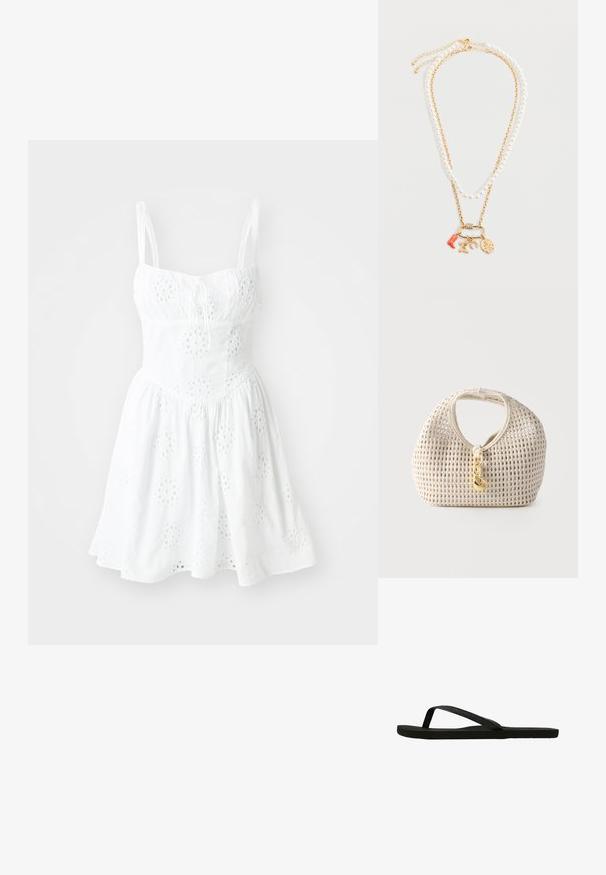 Biele šaty s nastaviteľnými ramienkami, priliehavým trupom a rozšírenou sukňou. Obsahujú vyšívanie s otvorenými očkami a detaily so šnúrkou na výstrihu.; Čierne žabky s textúrovaným popruhom a plochou podrážkou. Popruh má jemný lesk. Jednoduchý dizajn, ľahké a flexibilné tvar.; Krémová pletená kabelka s zaobleným tvarom, krátkou rúčkou a dekoratívnym zlatistým zapínaním visiace v strede prednej časti.; Dvojvrstvový náhrdelník s jedným perlovým radom a jedným zlatým reťazcom s príveskami: červená čižma, vták, podkova a srdcový prívesok.