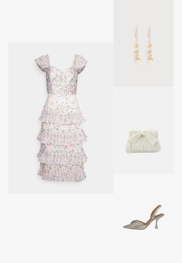 AMUR GRADY COMBO PLEATED - Cocktailjurk - rosewater posey; Witte satijnen slingback schoen, puntige neus, versierd met zilveren beadings. Heeft een slanke, heldere hak en een gestructureerd, decoratief detail op de bovenkant.; Witte geplooide clutchtas met een opvallende strikdetail en een gouden kettinghengsel. Zachte textuur met een geplooid ontwerp aan de voorkant.; Oorbellen met druppelvorm in goudkleur, voorzien van verticale rijen kleine kristallen, bladvormige accenten en hangende ronde witte parels.