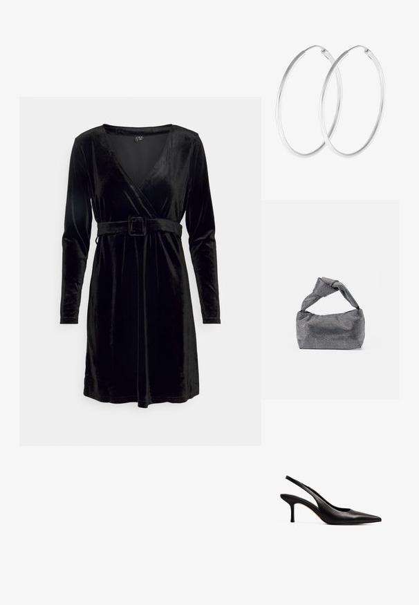 Vero Moda Petite VMCARLY DRESS - Hverdagskjole - black; NA-KD Pumps - black; Sorte og sølv håndtaske med en tekstureret overflade, der har et diamantmønster, en knyttet håndtag og en struktureret form.; Sølvfarvede hoop øreringe med en glat, rund form og en poleret overflade. Begge øreringe er i samme størrelse og har en sikker lukke mekanisme.