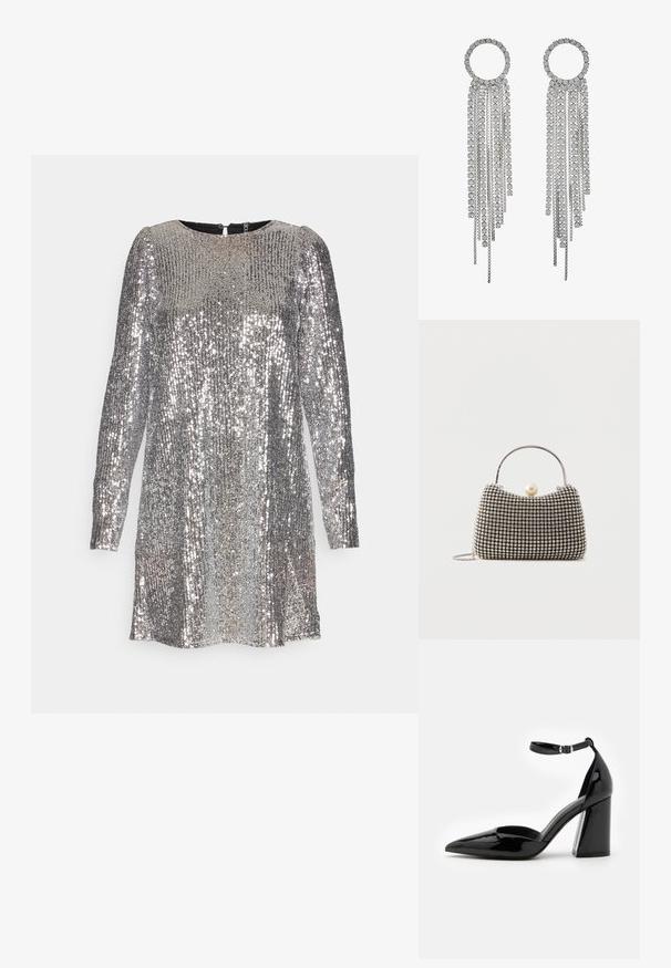 Pieces PCNIRI LS SHORT DRESS - Cocktailkjole / festkjole - silver; Sorte patenterede læder høje hæle med spids tå, ankelrem og bred blokhæle for stabilitet, med en glat og skinnende overflade.; Lille håndtaske med sølv gittermønster, buet håndtag, stor perle lukning og en tynd sølvkæde strop på en ensfarvet baggrund.; Sølvfarvede øreringe med en cirkulær top og hængende kæder samt firkantede rhinsten, der fremviser et lineært, multi-niveau design.