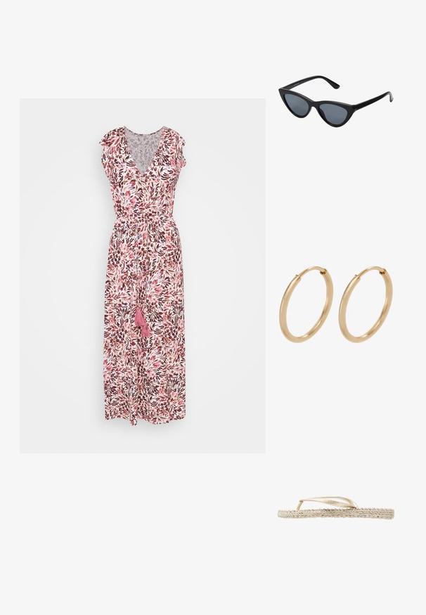 Vestido maxi floral con escote en V profundo, cortas mangas con volantes y cintura elástica. Presenta un patrón en tonos rosa, púrpura y blanco, además de detalles con borlas.; Sandalia plana beige con suela trenzada y finas tiras metálicas doradas, vista de perfil sobre fondo blanco.; Gafas de sol negras en forma de ojo de gato con lentes gris oscuro, marco de plástico elegante, esquinas puntiagudas y patillas rectas. Sin herrajes ni acentos visibles.; Pendientes de aro de oro con un acabado suave y pulido. Forma redondeada, tamaño mediano, con un mecanismo de cierre seguro.