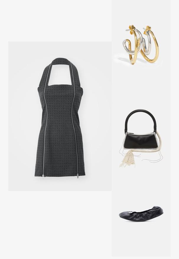 Tablier noir et gris à motifs avec col halter, encolure carrée, détails de fermeture éclair à l'avant et coupe ajustée. Fabriqué en tissu texturé.; Chaussure plate en cuir noir avec un bout arrondi et un design froncé le long de l'ouverture. Présente un détail discret en métal argenté sur le devant.; Sac en cuir noir avec une poignée arrondie, fermeture éclair en argent, bordure en fourrure blanche et un long gland crème attaché à l'avant.; Boucles d'oreilles en créoles entrelacées en or et en argent avec des finitions lisses et brillantes ; elles disposent d'un fermoir à tige pour un port sécurisé.