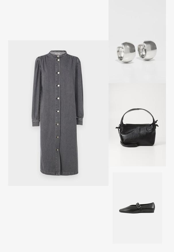 Langärmliges, knopfgebundenes Kleid aus grauem Denim. Verfügt über einen Stehkragen, seitliche Schlitze und gepuffte Ärmel mit elastischen Bündchen.; Schwarze Lederflachschuhe mit spitzem Zehenbereich, ausgestattet mit einem metallischen Riemen über dem Spann und einer niedrigen, flexiblen Sohle.; Schwarze Lederhandtasche mit strukturiertem Design, rundem Haltegriff und abnehmbarem Schulterriemen. Sie weist eine glatte Oberfläche und einen subtilen Glanz auf.; Uncommon Matters SCULPTURAL LARGE CREOLE - Ohrringe - silver-coloured