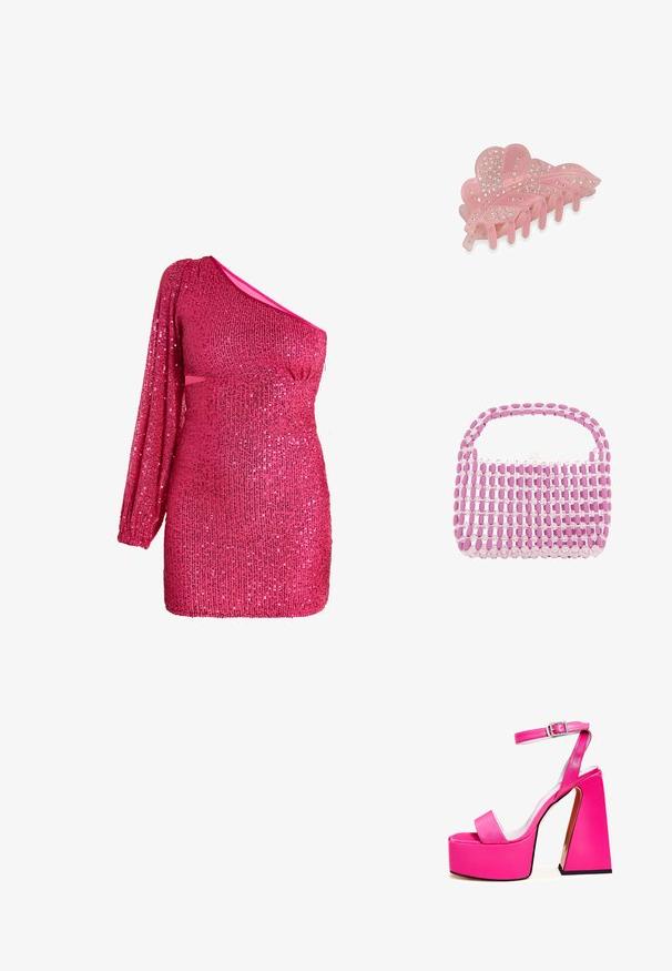 Én skulder hotpink minikjole med lang palietærmem og tætsiddende silhuet, med glitrende stof og udsavning ved taljen.; Lyserøde platform sandaler med bred firkantet hæl, ankelrem, glat finish og åben tå design. Spændeaccent ved anklen.; Lille håndtaske lavet af skiftevis rækker af pink ovale og klare runde perler med en perlehåndtag og lukning.; Rosa plastik hårklemme med bladdesign, pyntet med klare rhinsten, med ti holdende takker for sikker hårstyling.